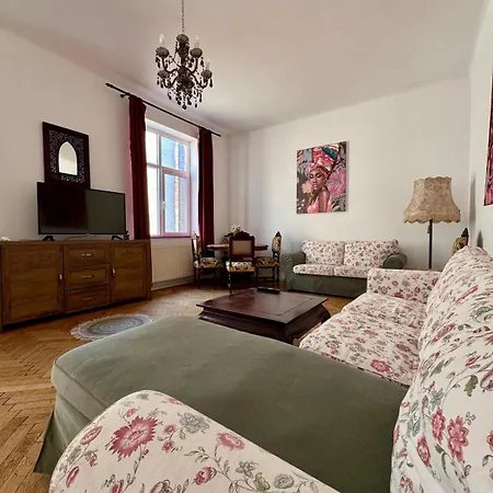 Apartment Ultra