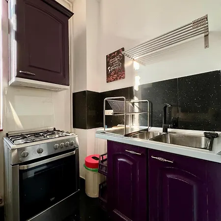 Ultra Apartment *